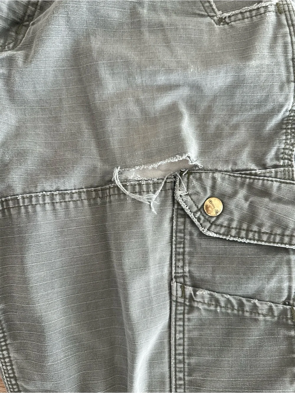 Carhartt Cargo Pants Distressed Workwear Aesthetic Vintage-Inspired Streetwear